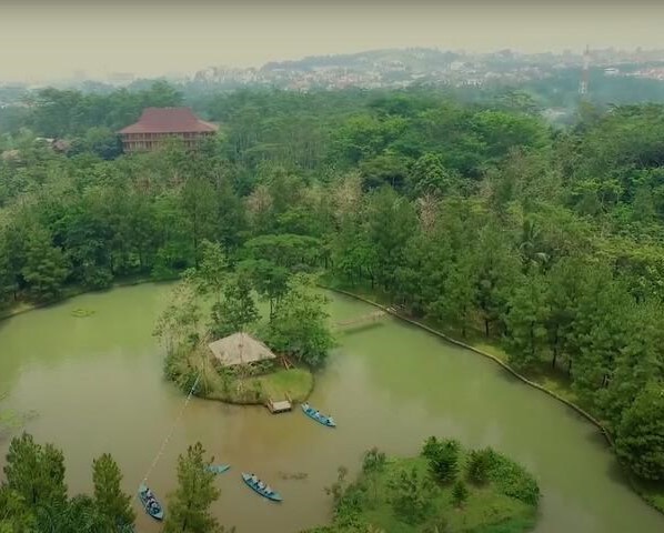 outbound di telaga cikeas resort bogor